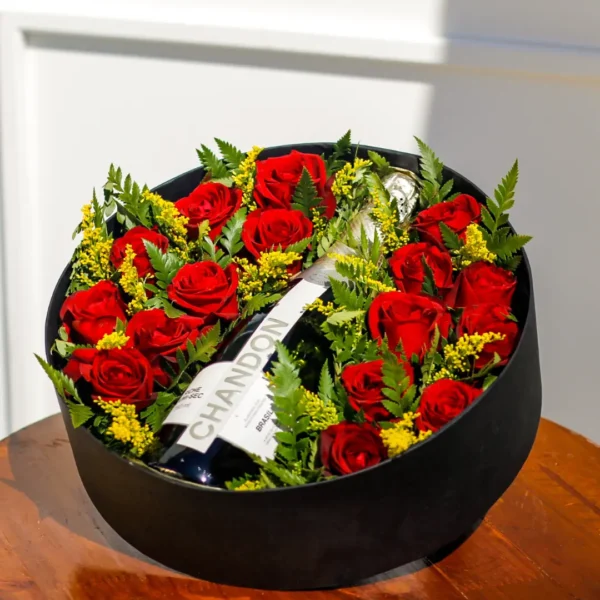 Box de rosas vermelhas com espumante